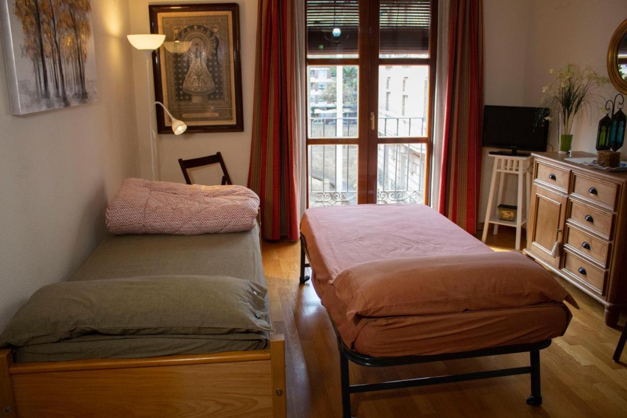 Bonita Vivienda En El Corazon De Zaragoza Apartment Luaran gambar